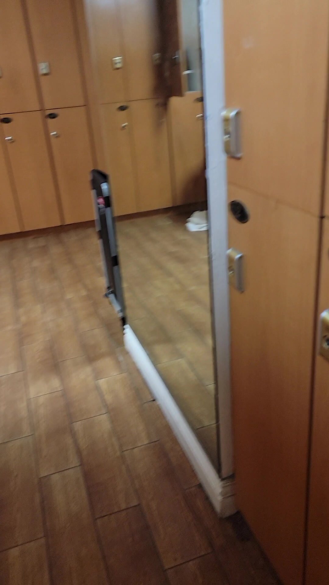 Espiando a hetero en el trabajo