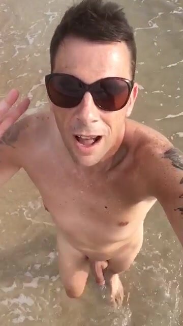 Straight Australian nudist on the beach