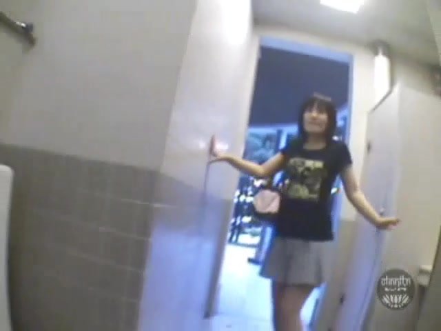 Japanese girls rush to urinals to pee 02