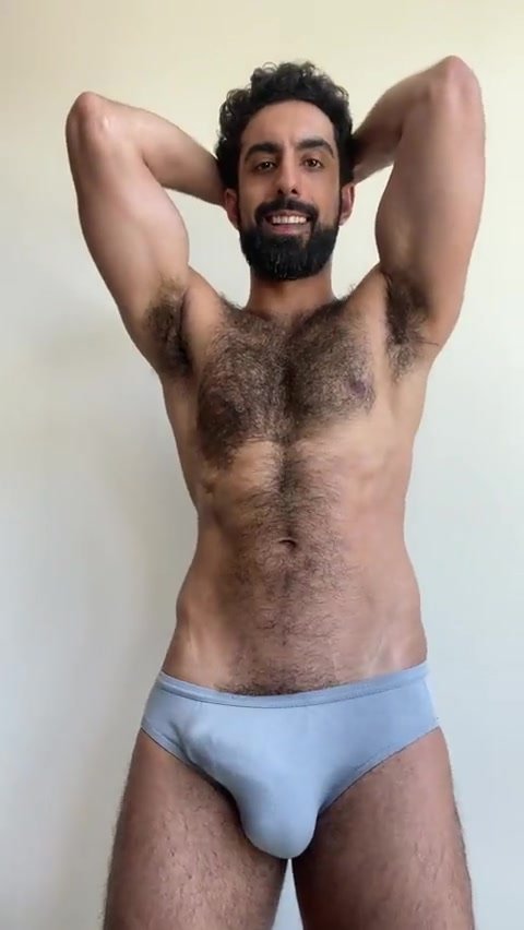 Hot n hairy with great bulge