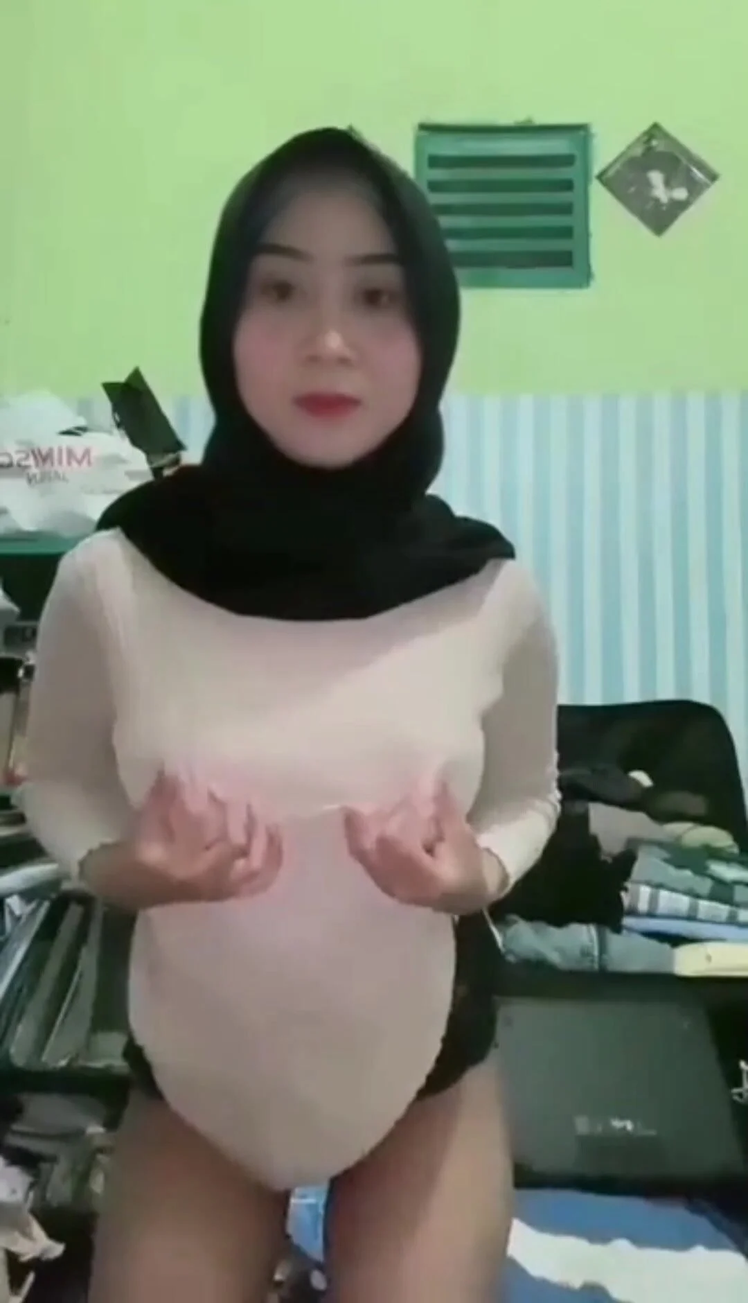 Bigo live hijab bugil