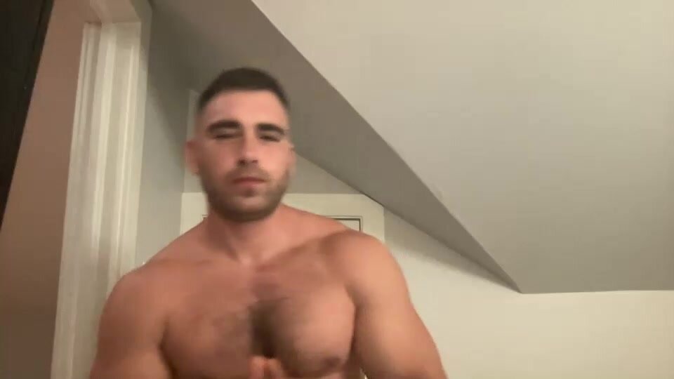 Sexy Stocky Muscle Hunk Will Make Your Dick Drip 2