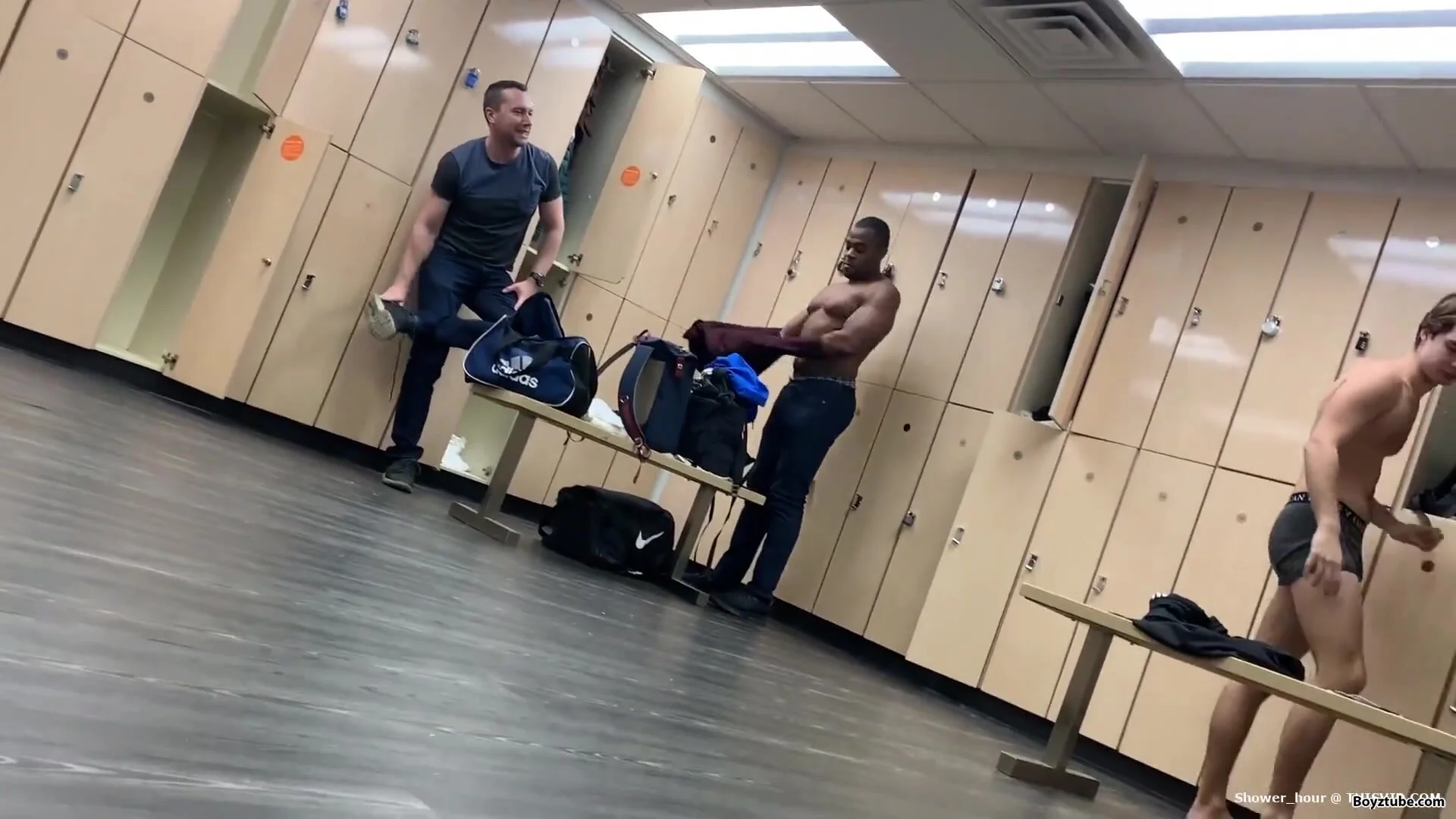 Jock Twink Changing Locker Room - ThisVid.com