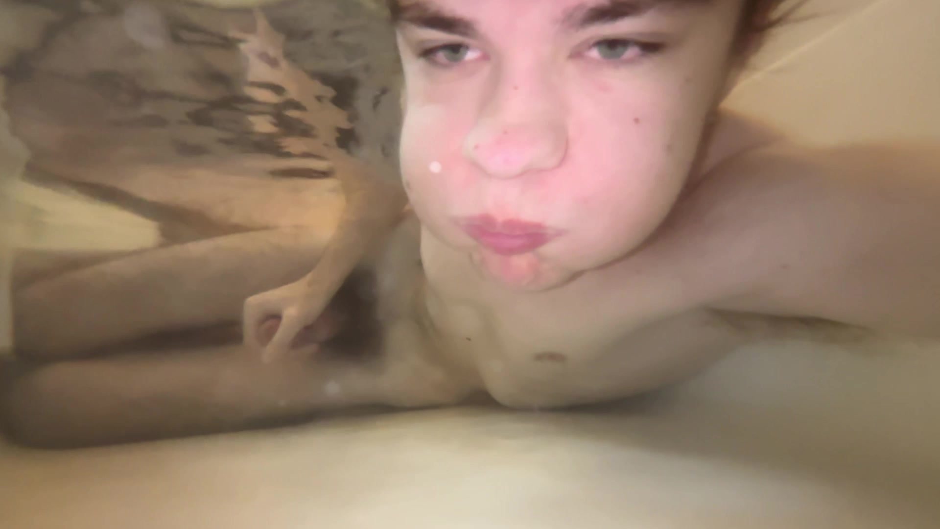 Twink Cumming Underwater