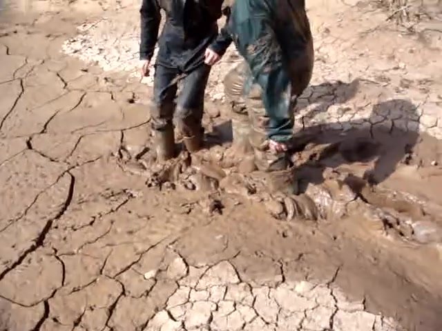 Hot Guys In The Mud