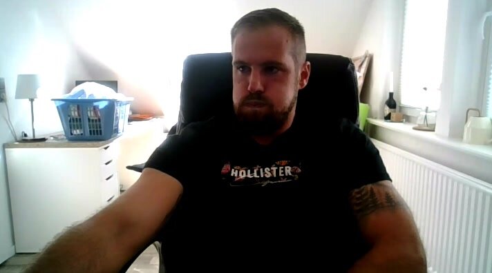 Hot guy cum after sniff