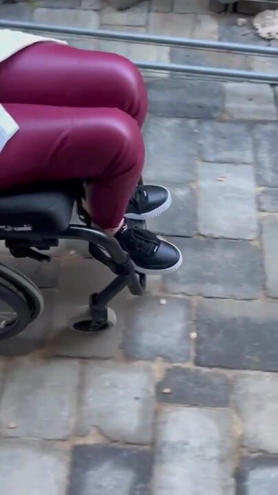 Paraplegic Wheeling - video 2