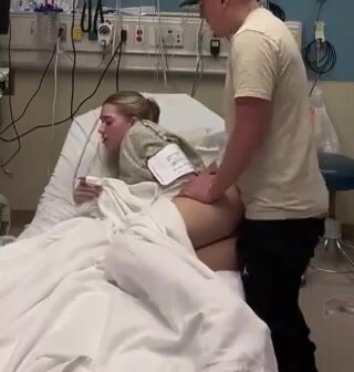 Guy Fuck His Sick Girlfriend At Hospital