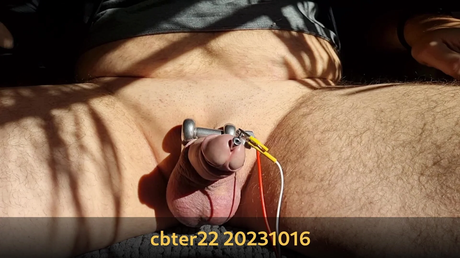 Estim - testing new tens unit - ThisVid.com