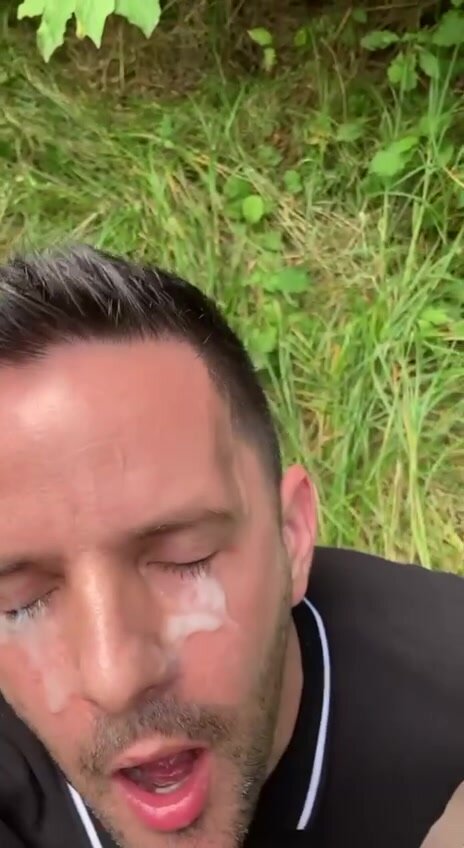 Fag gets an outdoor facial