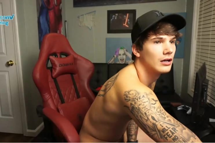 sexy straight twink on cam 25