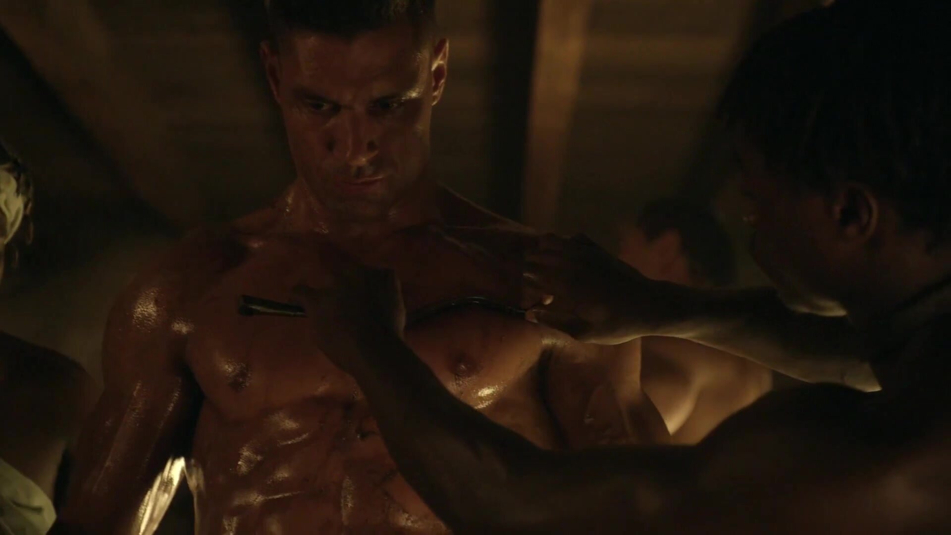 Nude scene of Manu ...