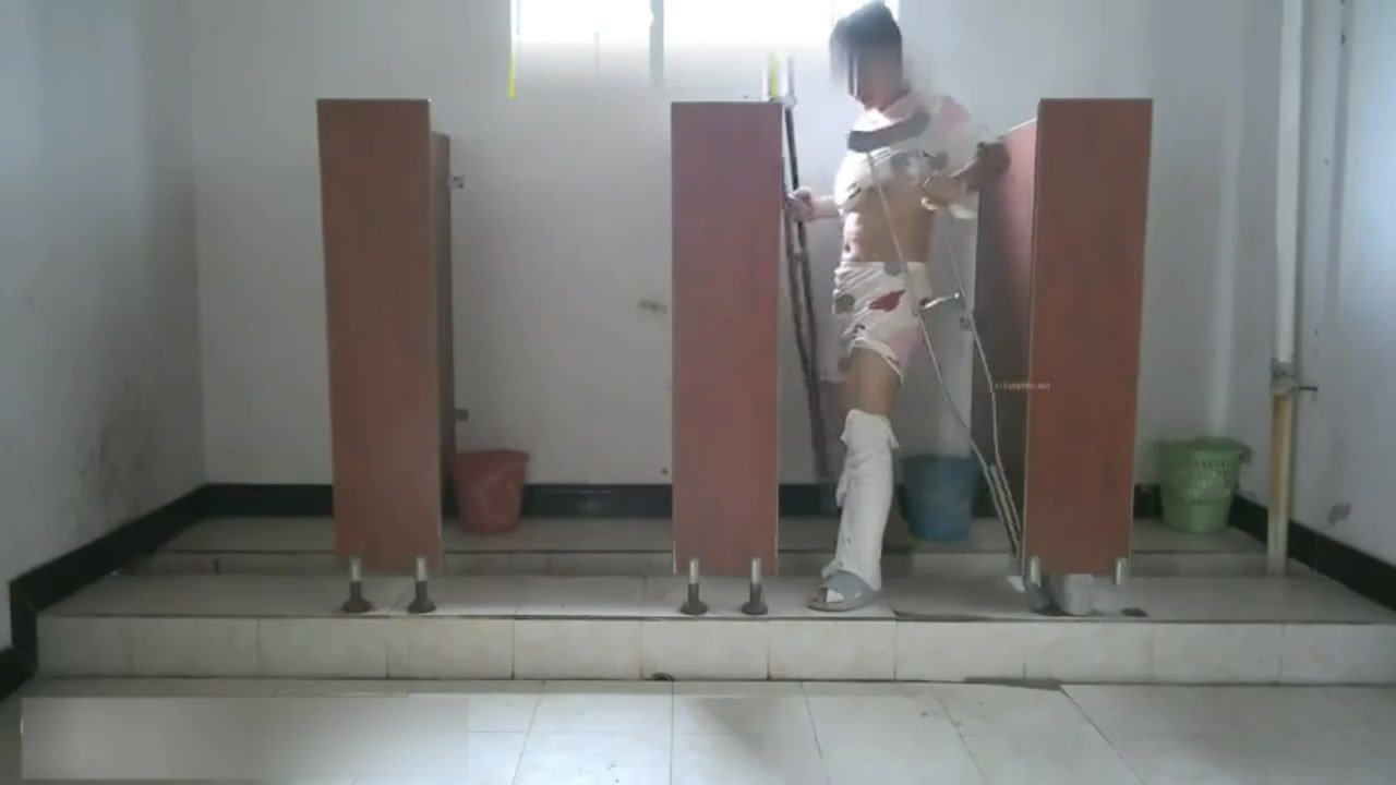 Girl On Crutches Manages to Poop in Squat Toilet