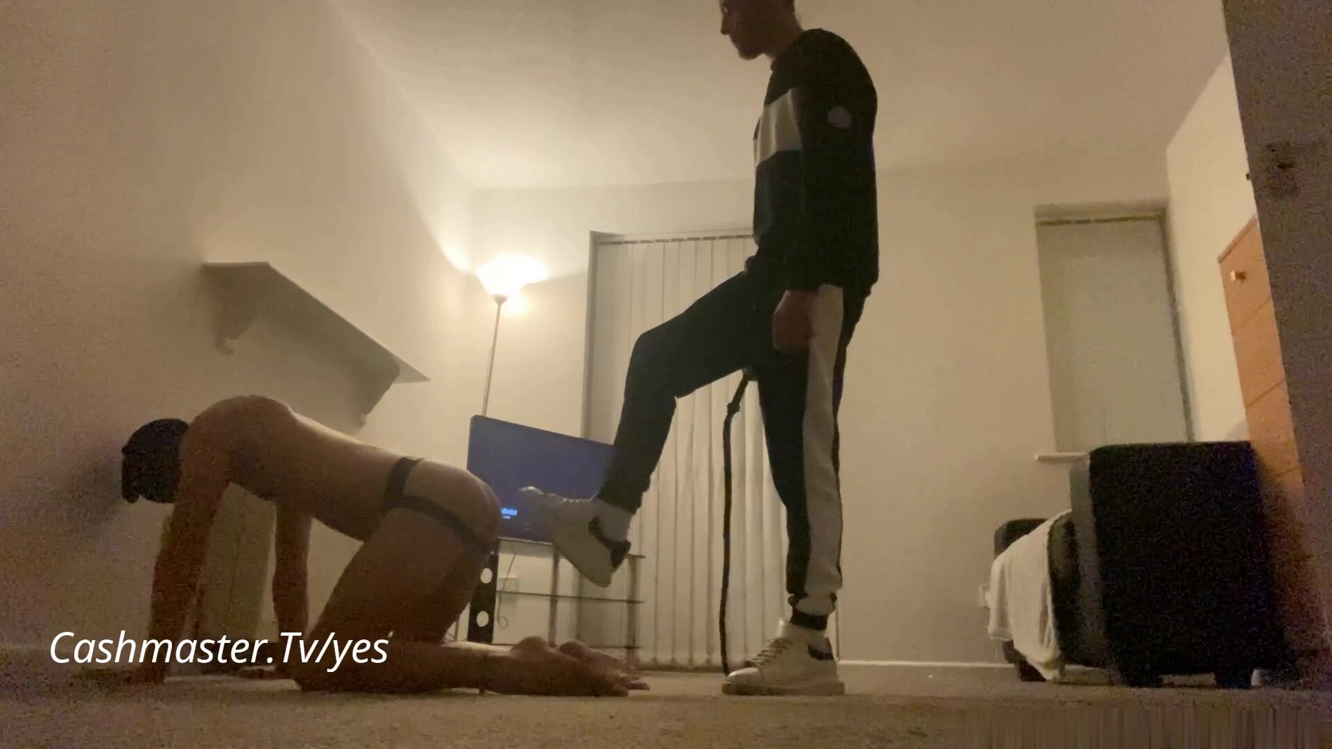 Kneeling sub whipped & slapped by young Sadist