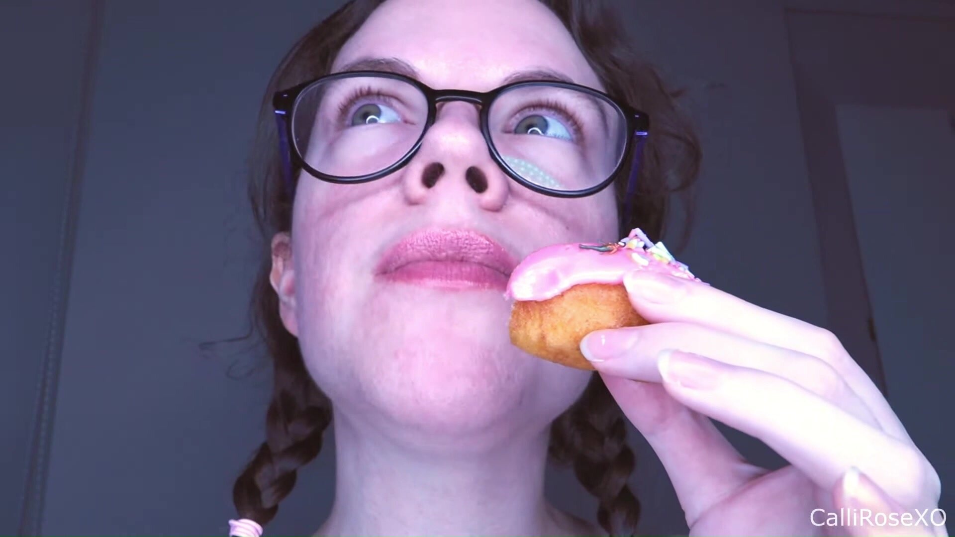 Unaware Giantess Donut
