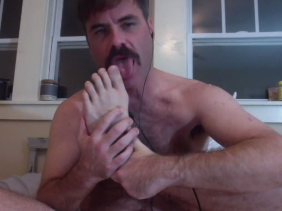 Exposed BAITED daddy LICKING  his FEET for "ME" PREVIEW