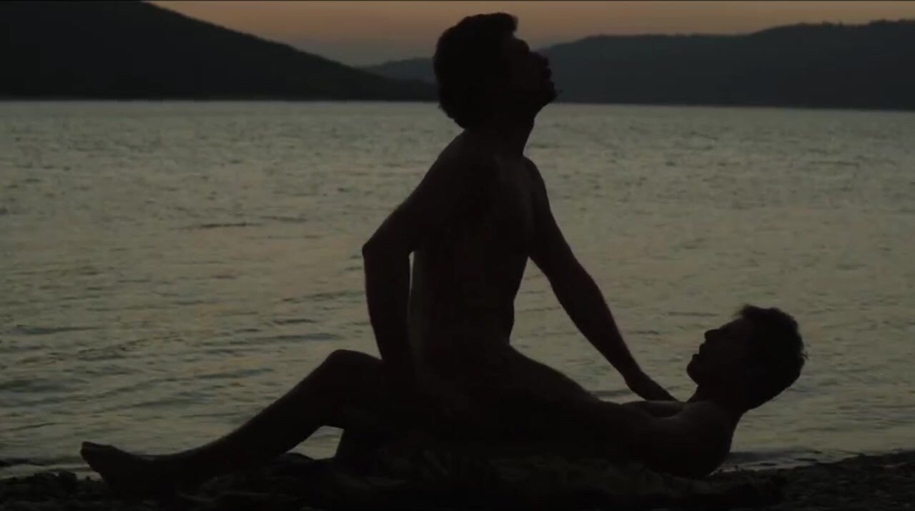 Cum inside on the lake side (movie)