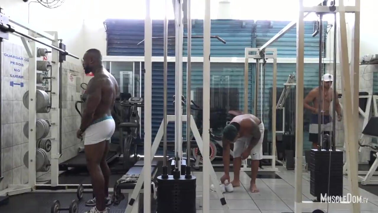 Naked Gym - video 3