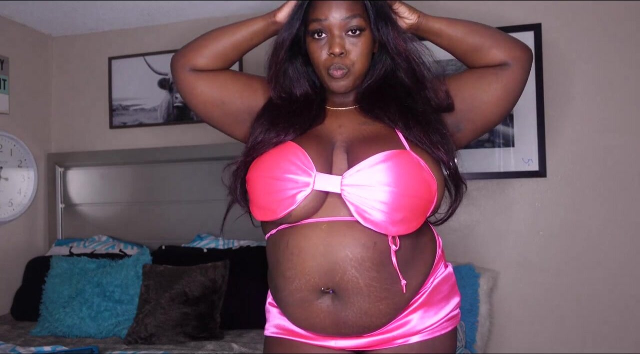ebony bbw show her fat thick belly