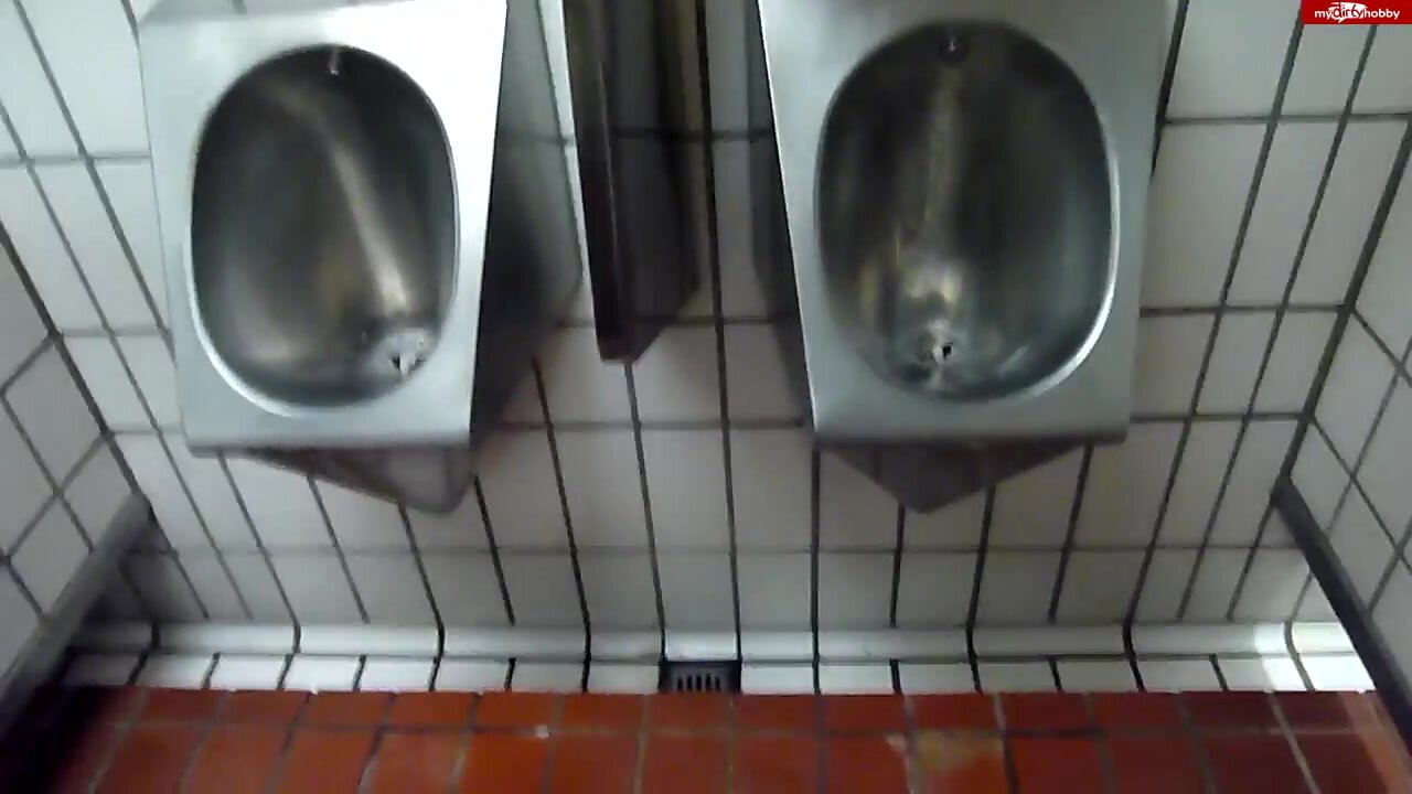 Drinking piss in urinal
