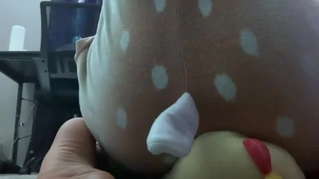 640px x 360px - Face/mouth farts: Girl farting stuffed animal - ThisVid.com