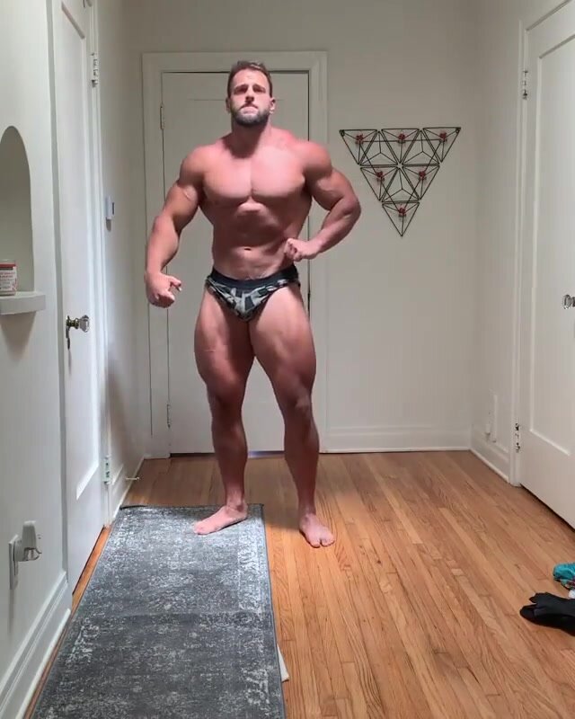 Masculine  Muscle  Master - video 5