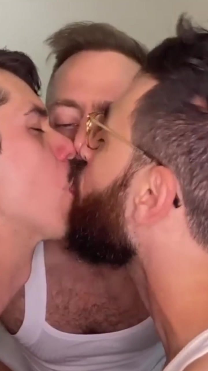 Hairy 3some
