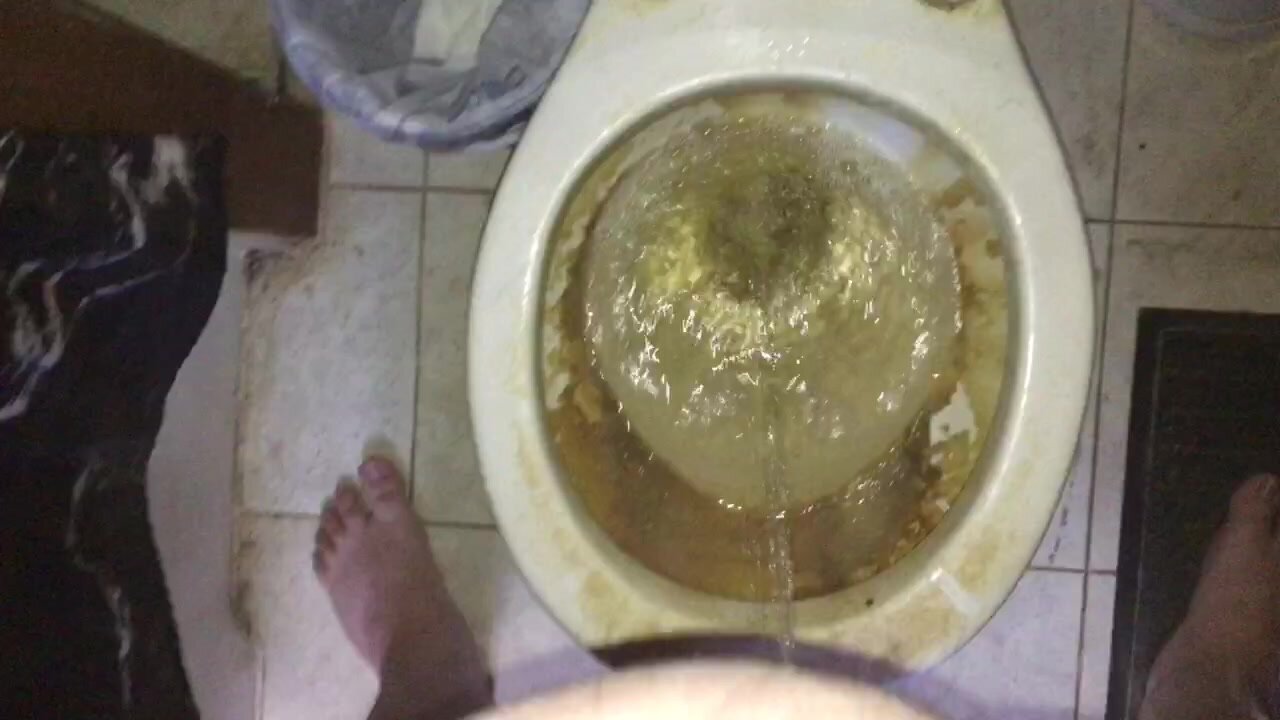 Peeing in the toilet after masterbation