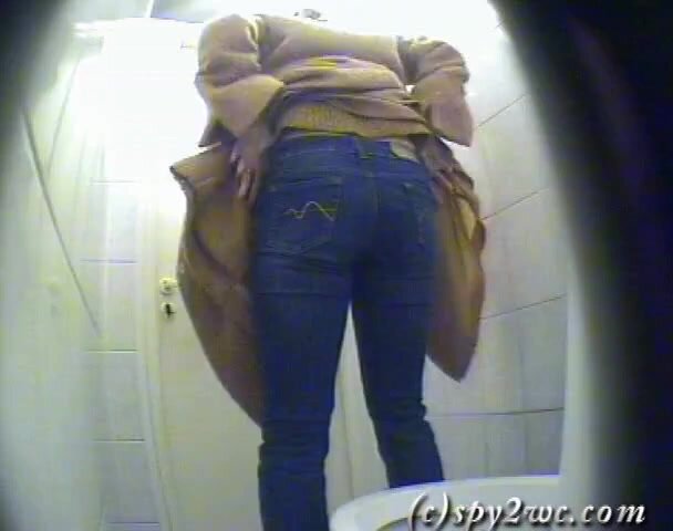 Beautiful Russian woman spy wc pee 519