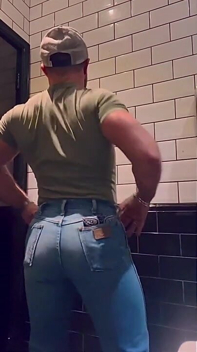 Wrangler Butts Drive Me Nuts