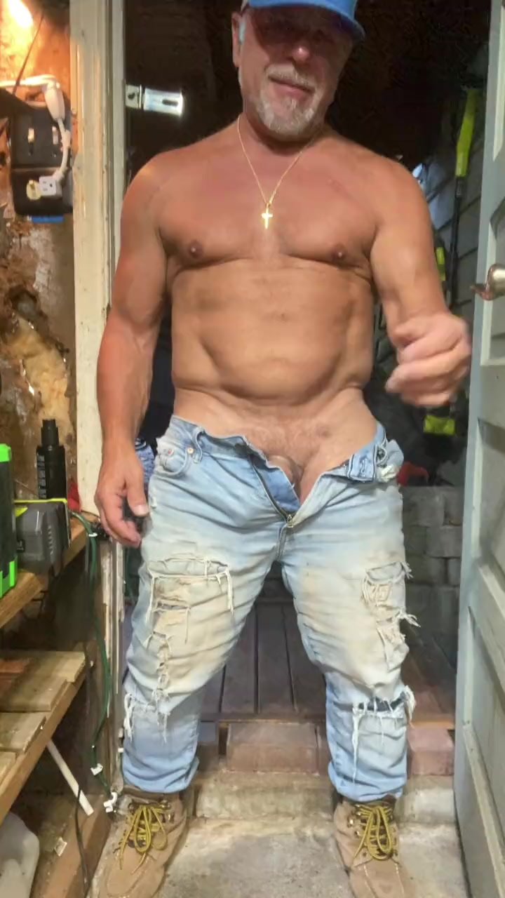 Muscle daddy - video 20