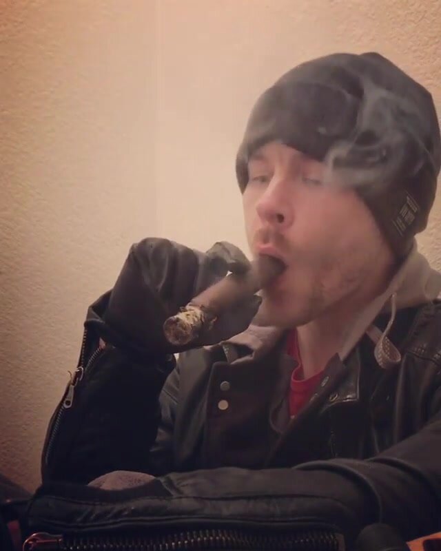 Smoking Cigar 02