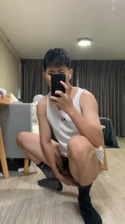 Asian twink has anal orgasm ThisVid