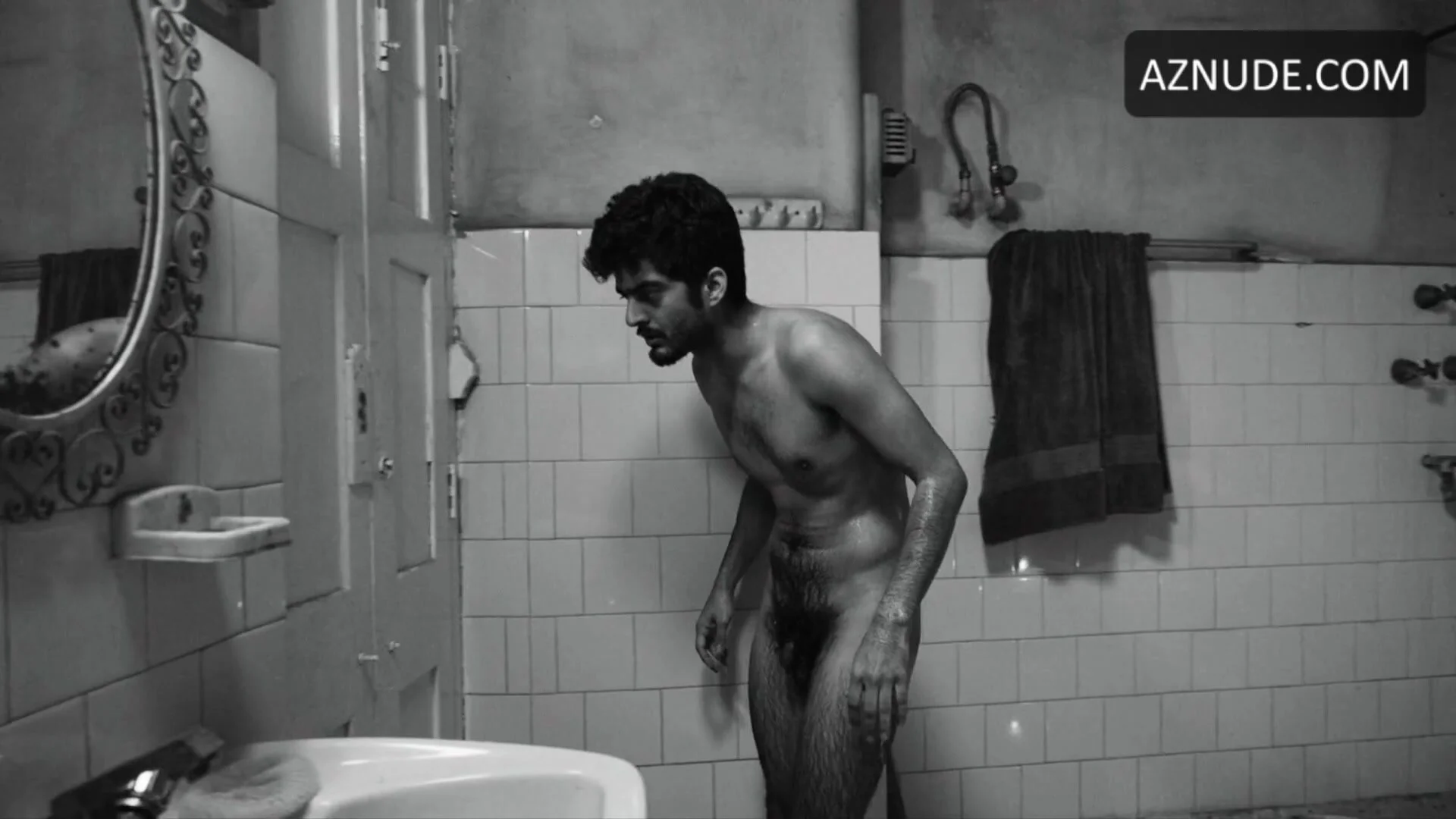 Small penis: Nude scene - Indian movie - video 2… ThisVid.com
