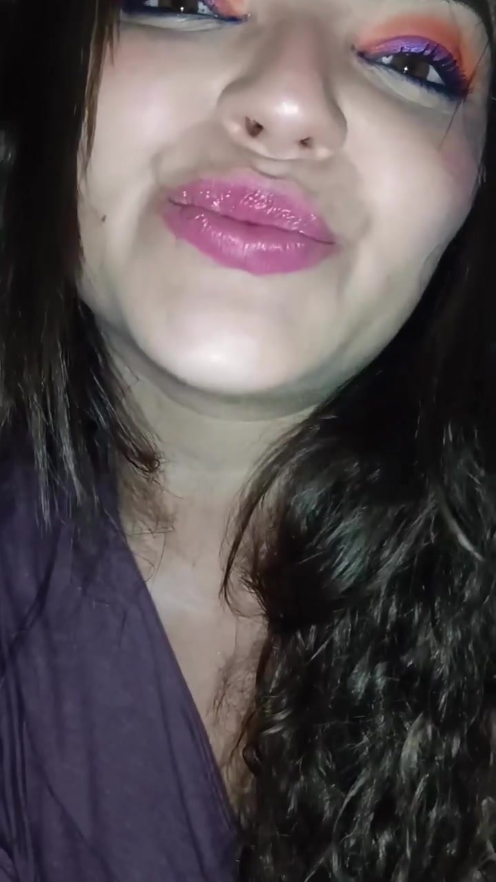 girl sexi lips open mouth