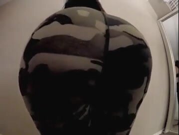 Some Big Rumbly Farts in Camo Leggings