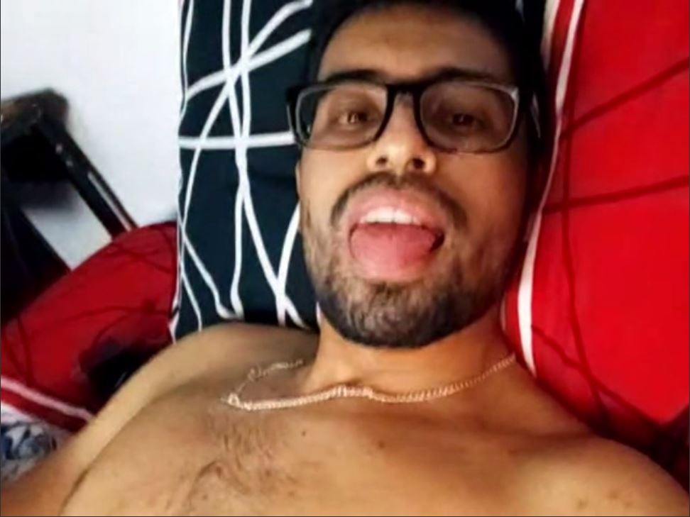 Exposed BAITED handsome guy CUMMING FAST for "ME"!