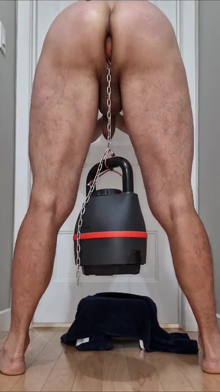 Weightlifting asshole