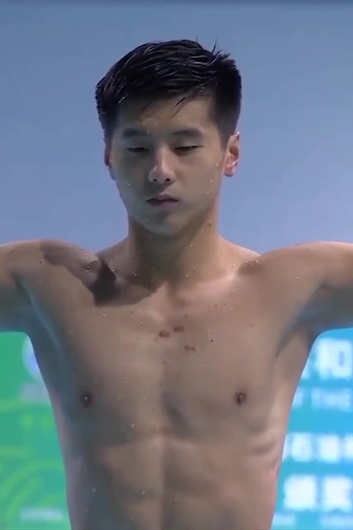 Cute Chinese Muscular Diver