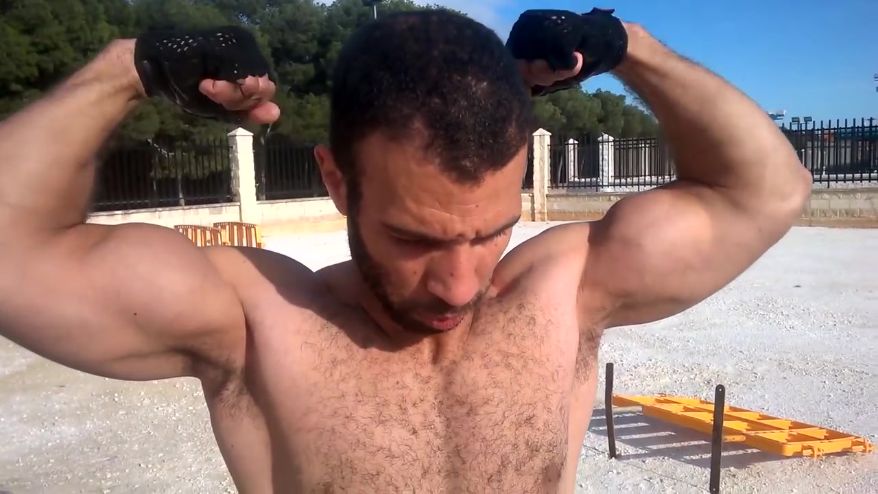 Biceps -beast Samy trains n shows off