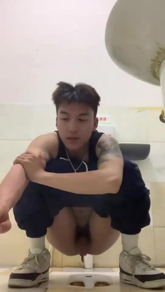 Handsome Asian twink smoking and shitting