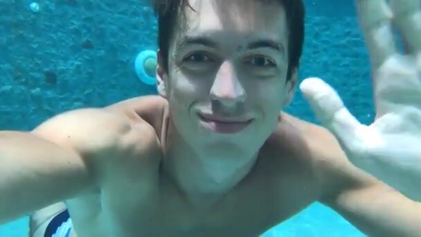 Hottie's shades on and off underwater