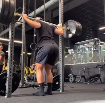 PAWB Squats
