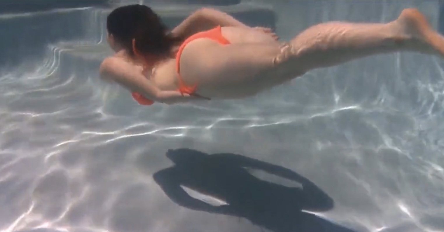 Nude Amputee at pool