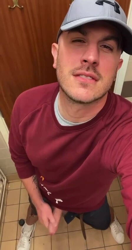 RW jerking his cock