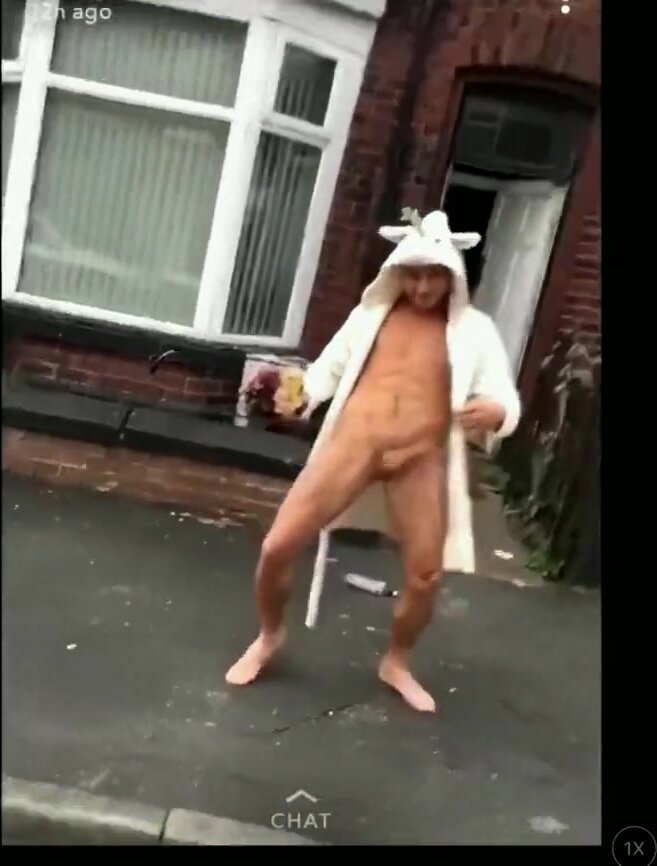 Boy run naked in street