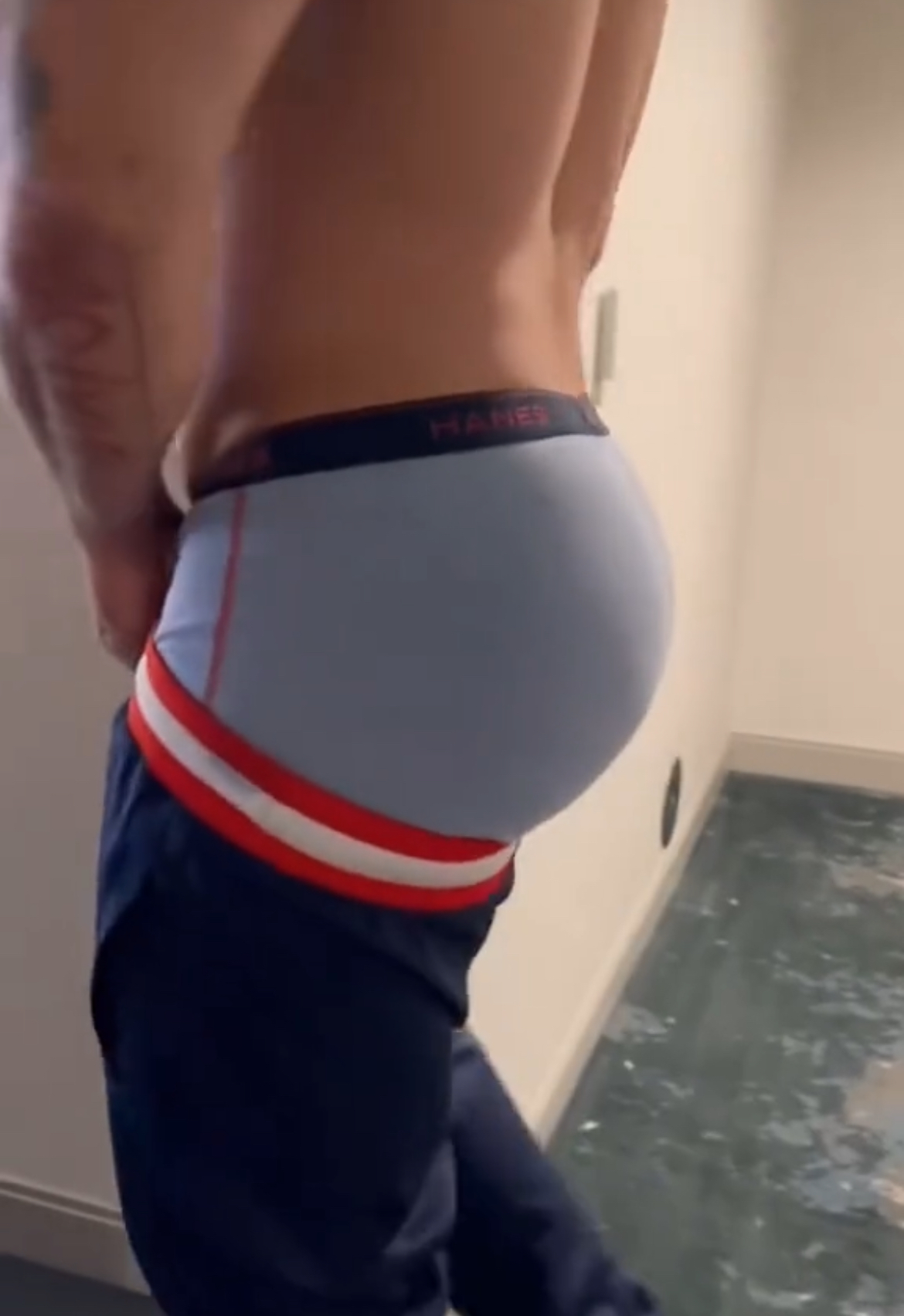 Ass for days - video 4