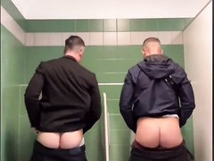 Let it out men- Farting while pissing