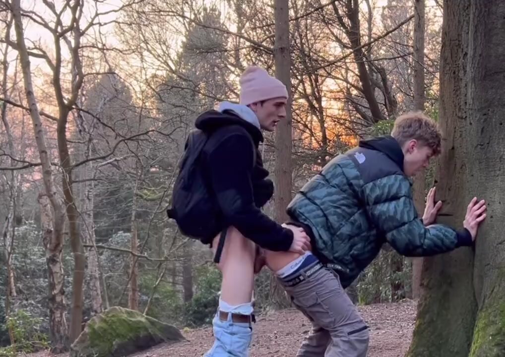 TWINK FOREST FUCK